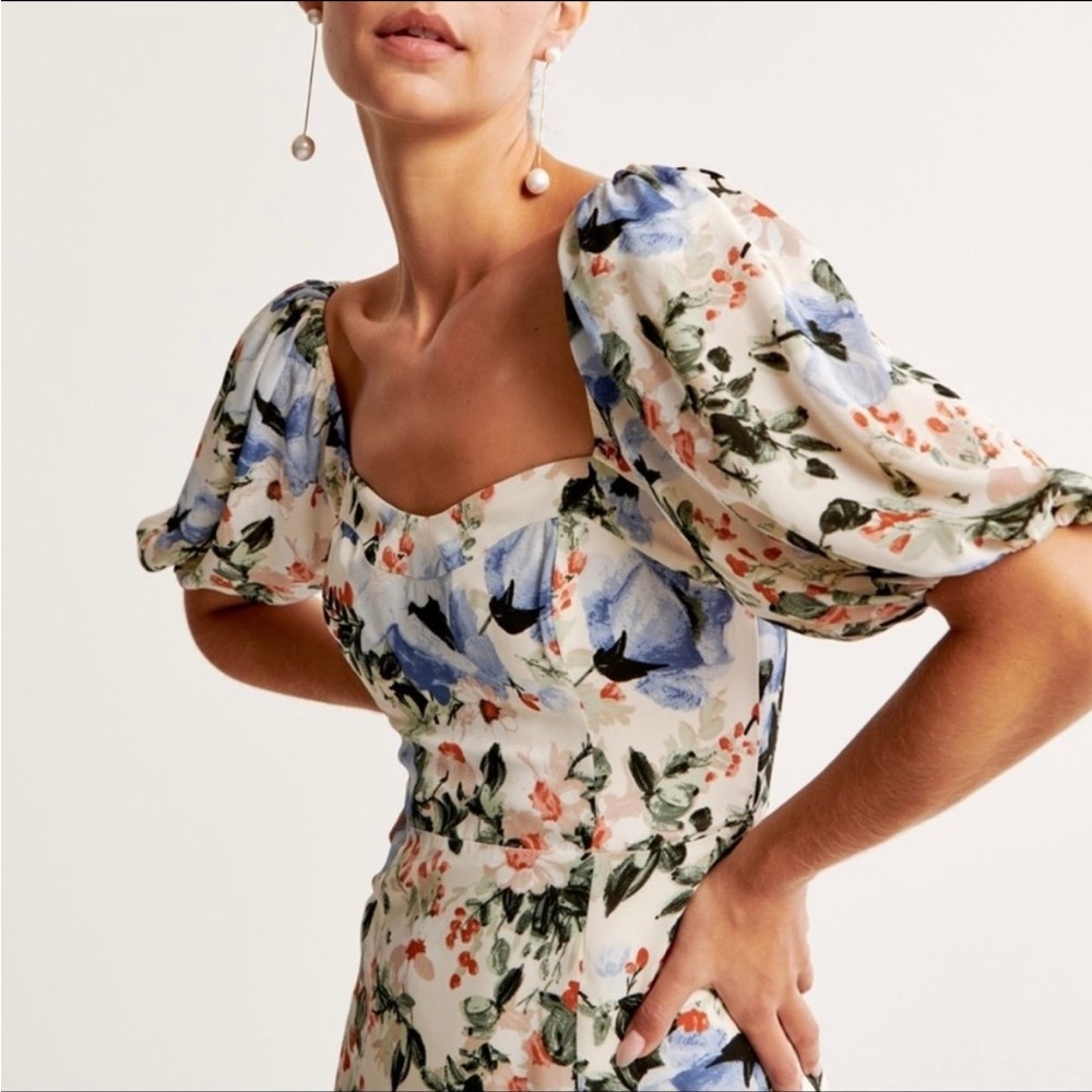 Abercrombie and Fitch Camille Puff Sleeve Midi Dress